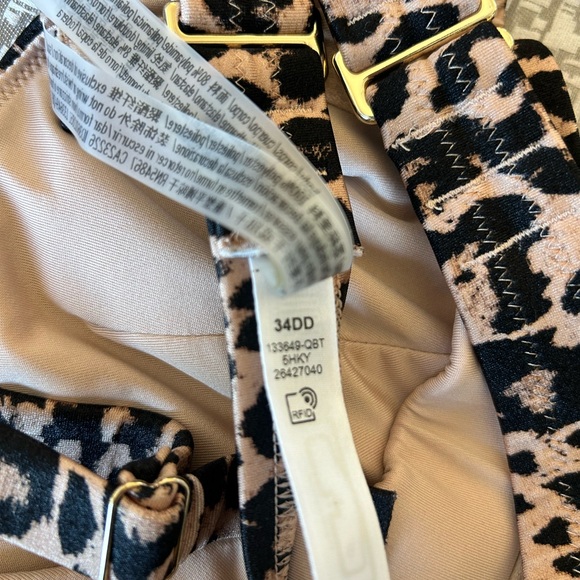 Victoria's Secret Leopard Shine Strap Bikini Bra Underwire. Size 34DD - Picture 6 of 6